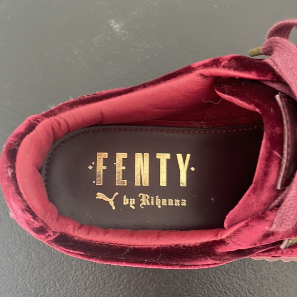 Fenty by Rihana puma shoes - Picture 3 of 3